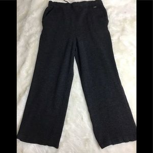 St. John sport black crop pants size 10